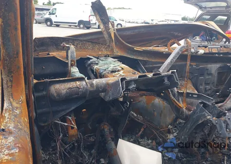 2011 Mercedes-Benz Sprinter 2500 High Roof z USA, uszkodzony, nr VIN WD3PE8CB9B5566170